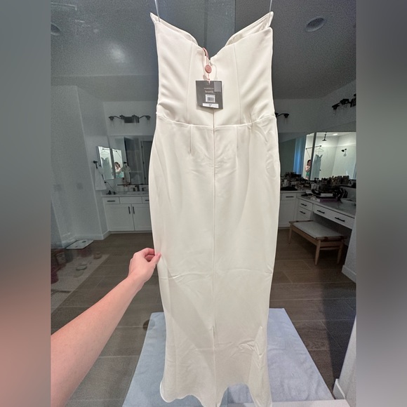 HOUSE OF CB Tamara Strapless Stretch Satin Gown in IVORY in PLUS CUP SMALL NWT! - Picture 7 of 9